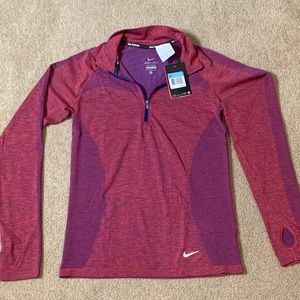 WOMENS NIKE PRO RUNNING PULLOVER w/ HALF ZIP